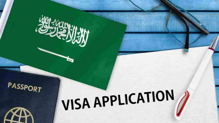 Saudi business visa requirements and application process simplified. Get the definitive guide for international executives on types, sponsorship, and compliance to secure your business visit visa to Saudi Arabia quickly and compliantly.